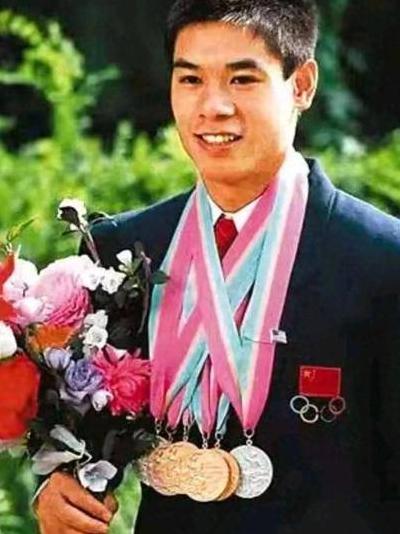探寻体操王子李宁从运动员到商界领袖的多彩人生历程