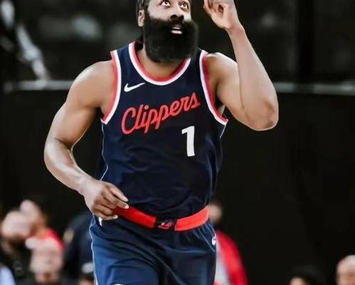 NBA历史里马克·兰多夫生涯16季诠释硬汉篮球，街头成长靠汗水铸就伟大